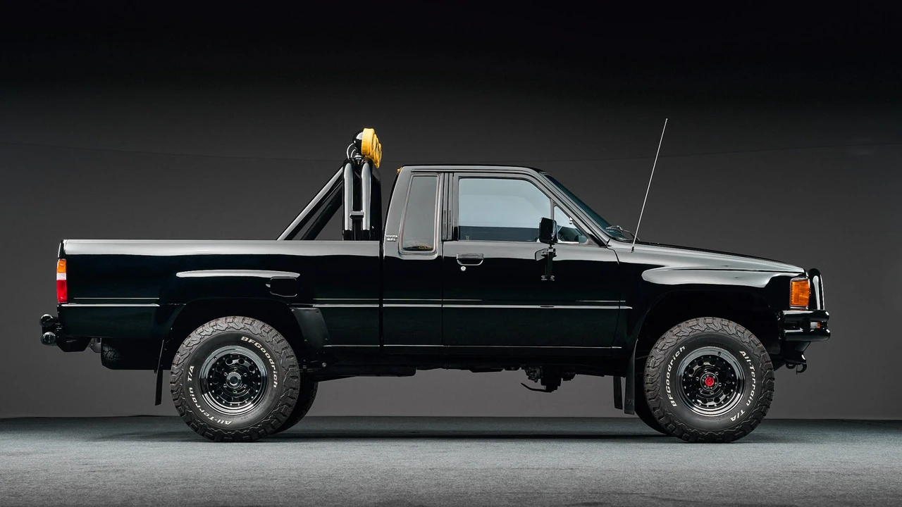 1987 Toyota Hilux 4th Gen - Image 6 of 31