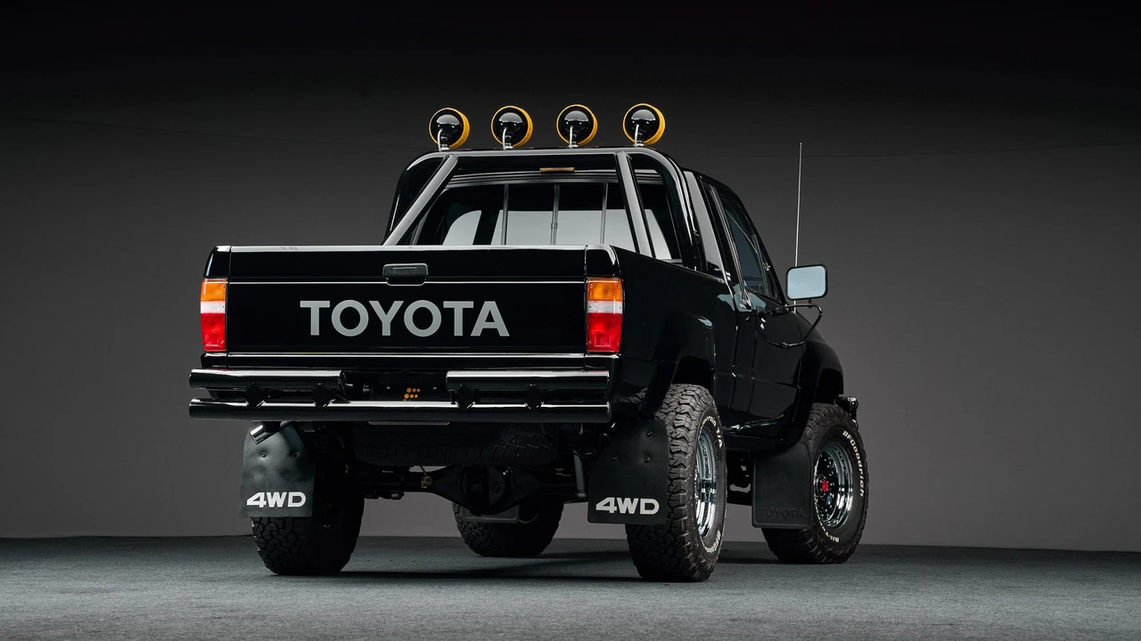 1987 Toyota Hilux 4th Gen - Image 8 of 31