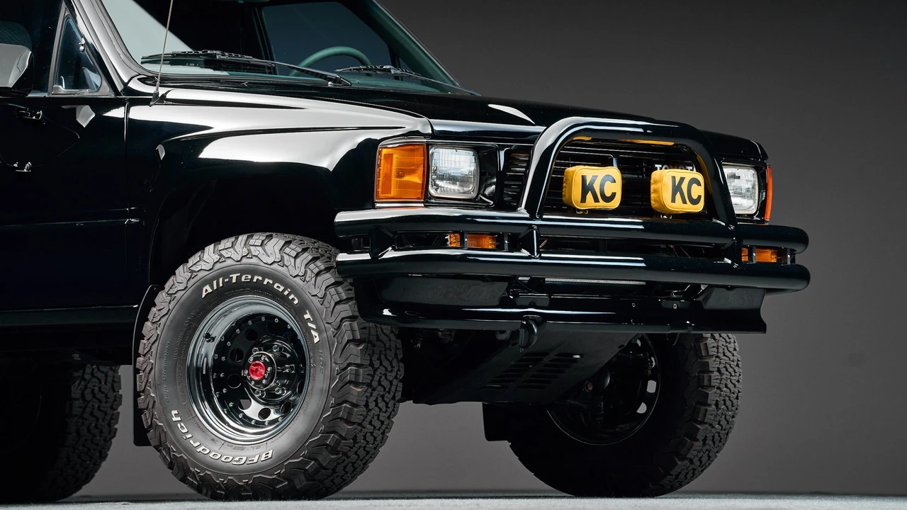 1987 Toyota Hilux 4th Gen - Image 12 of 31