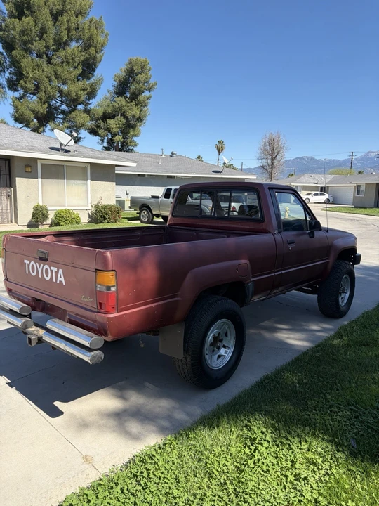1987 Toyota Hilux 4th Gen - Image 11 of 21