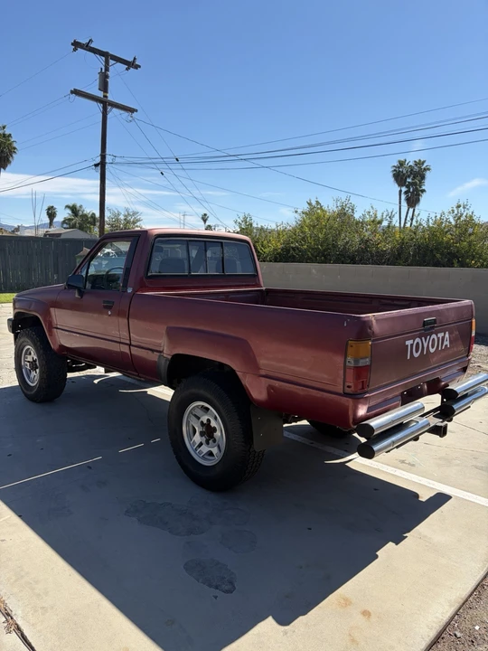 1987 Toyota Hilux 4th Gen - Image 4 of 21