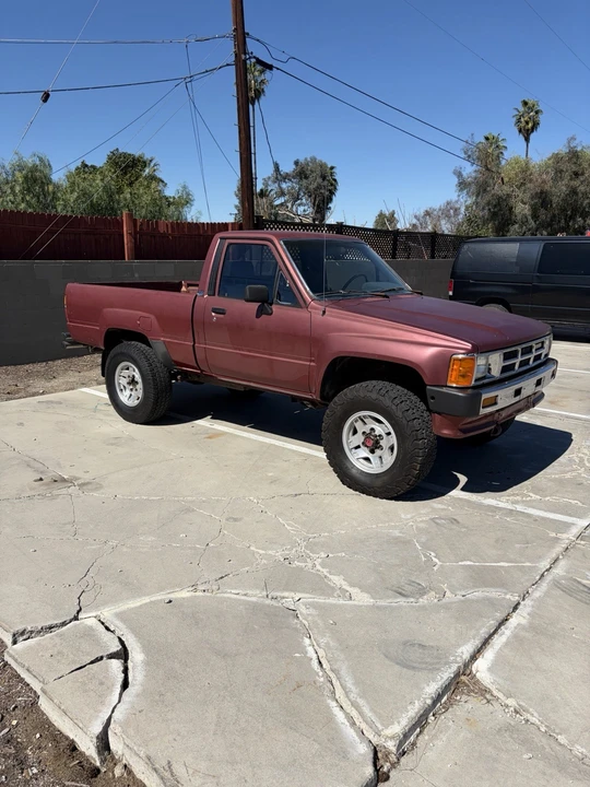 1987 Toyota Hilux 4th Gen - Image 5 of 21
