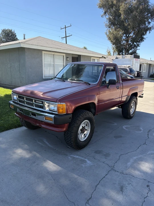 1987 Toyota Hilux 4th Gen - Image 8 of 21