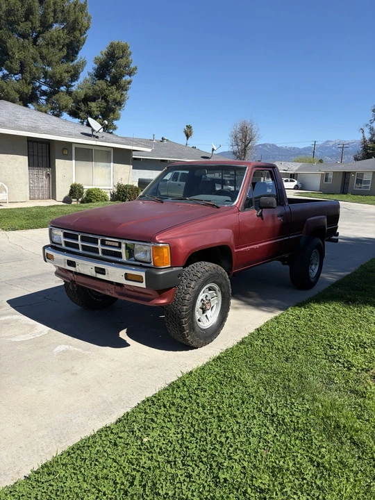 1987 Toyota Hilux 4th Gen - Image 12 of 21