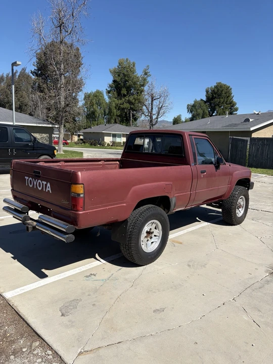 1987 Toyota Hilux 4th Gen - Image 3 of 21