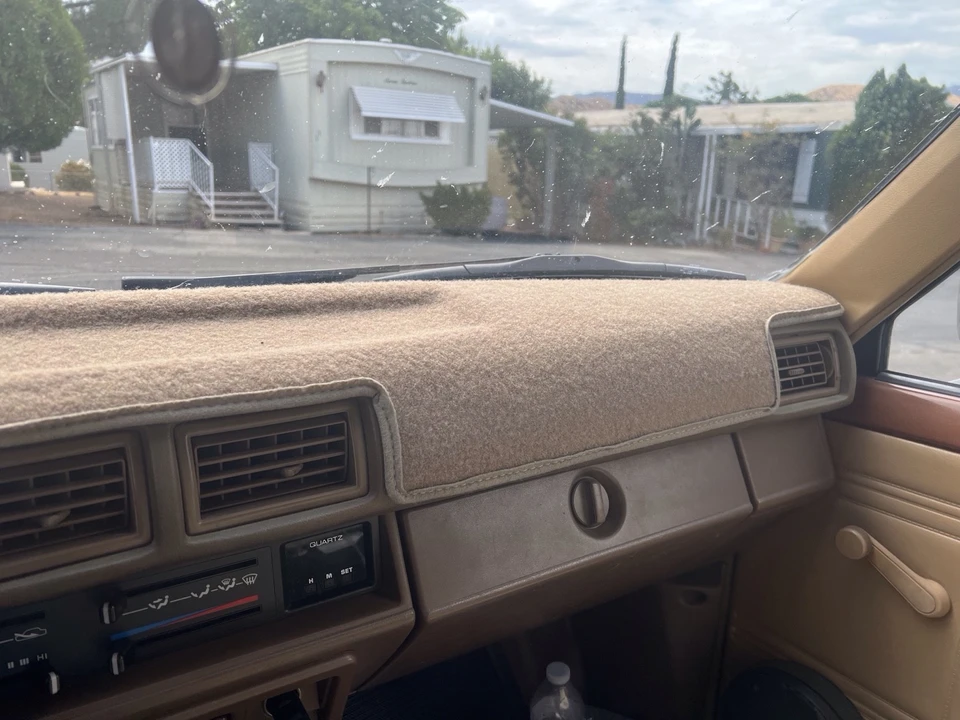 1987 Toyota Hilux 4th Gen - Image 13 of 31