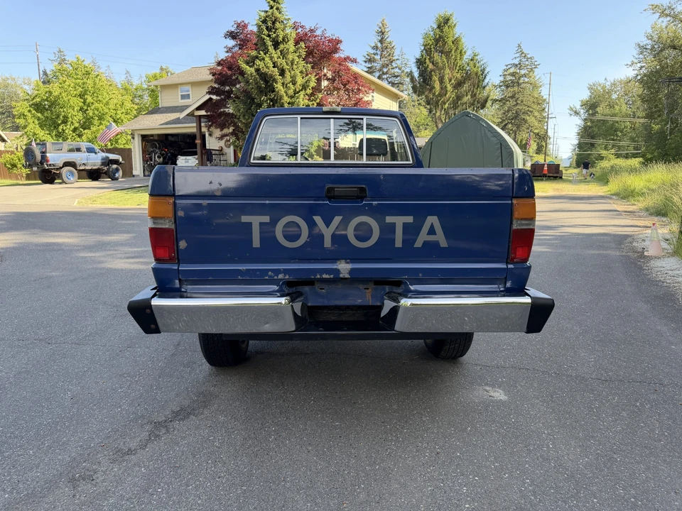1987 Toyota Hilux 4th Gen - Image 6 of 31
