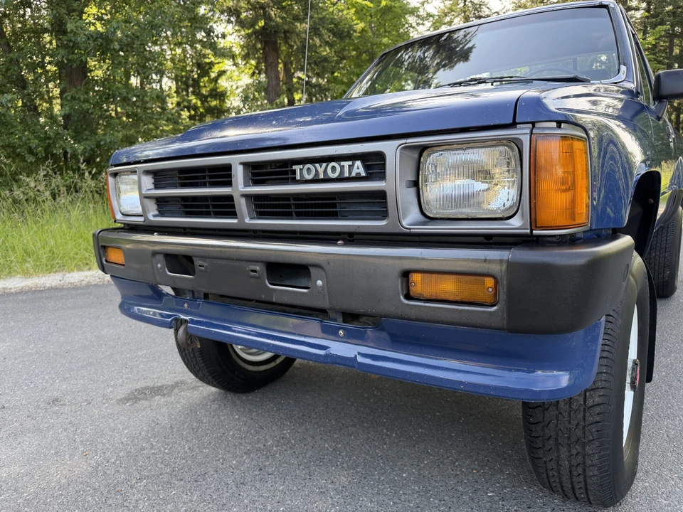 1987 Toyota Hilux 4th Gen - Image 11 of 31