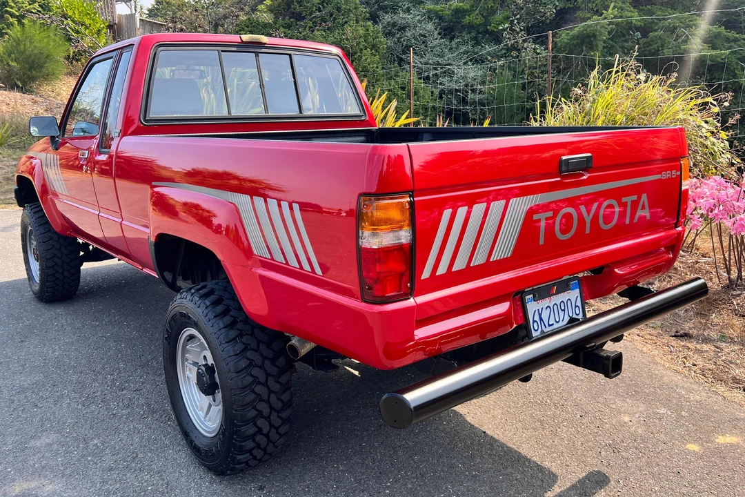 1987 Toyota Hilux 3rd Gen - Image 4 of 31