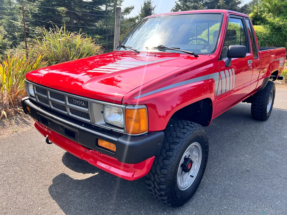 1987 Toyota Hilux 3rd Gen - Image 7 of 31