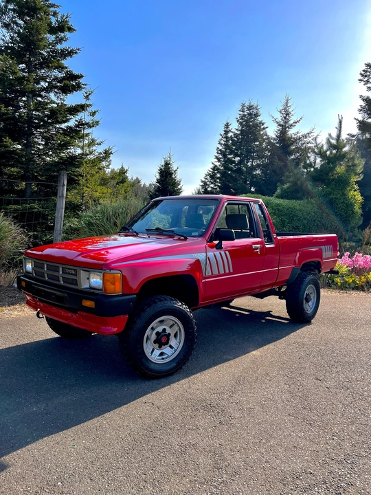 1987 Toyota Hilux 3rd Gen - Image 8 of 31