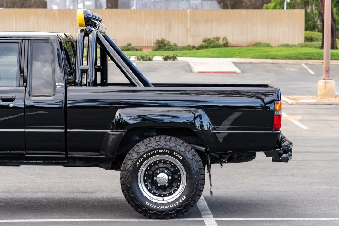 1987 Toyota Hilux 4th Gen - Image 28 of 31