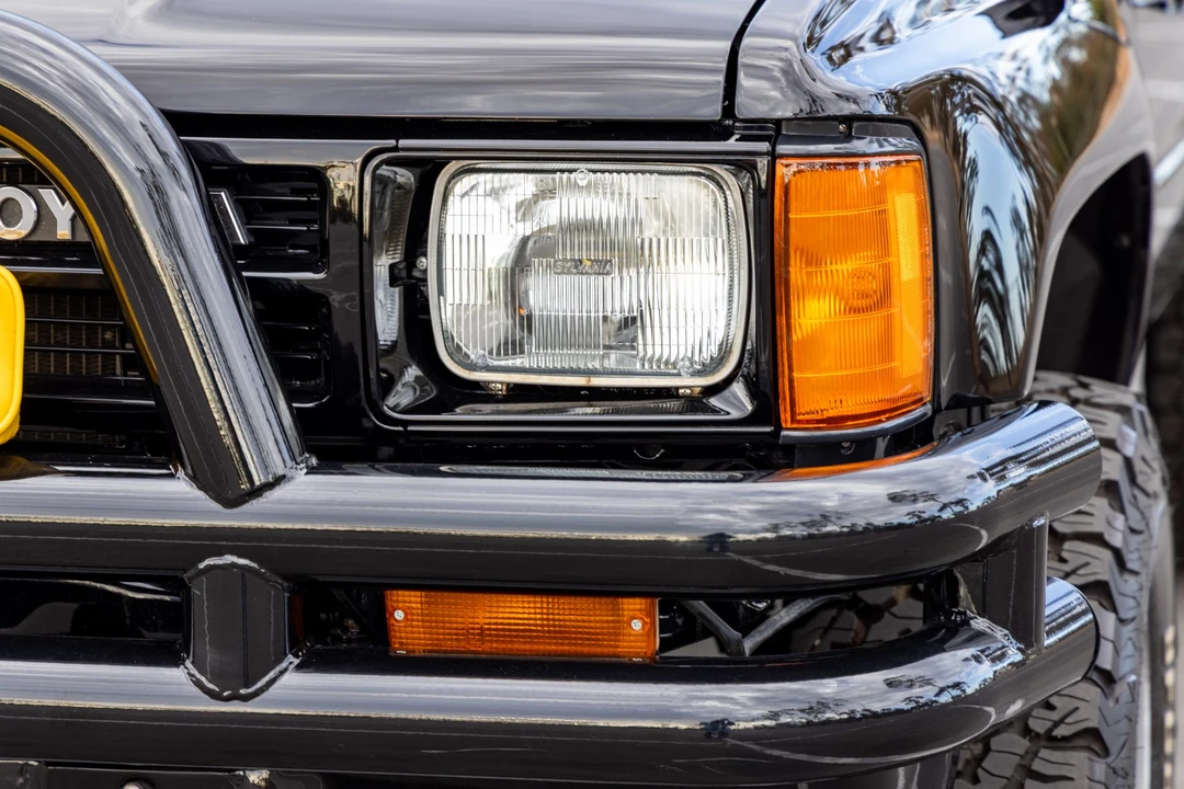 1987 Toyota Hilux 4th Gen - Image 18 of 31