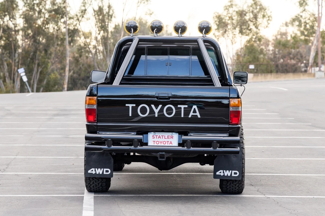1987 Toyota Hilux 4th Gen - Image 5 of 31