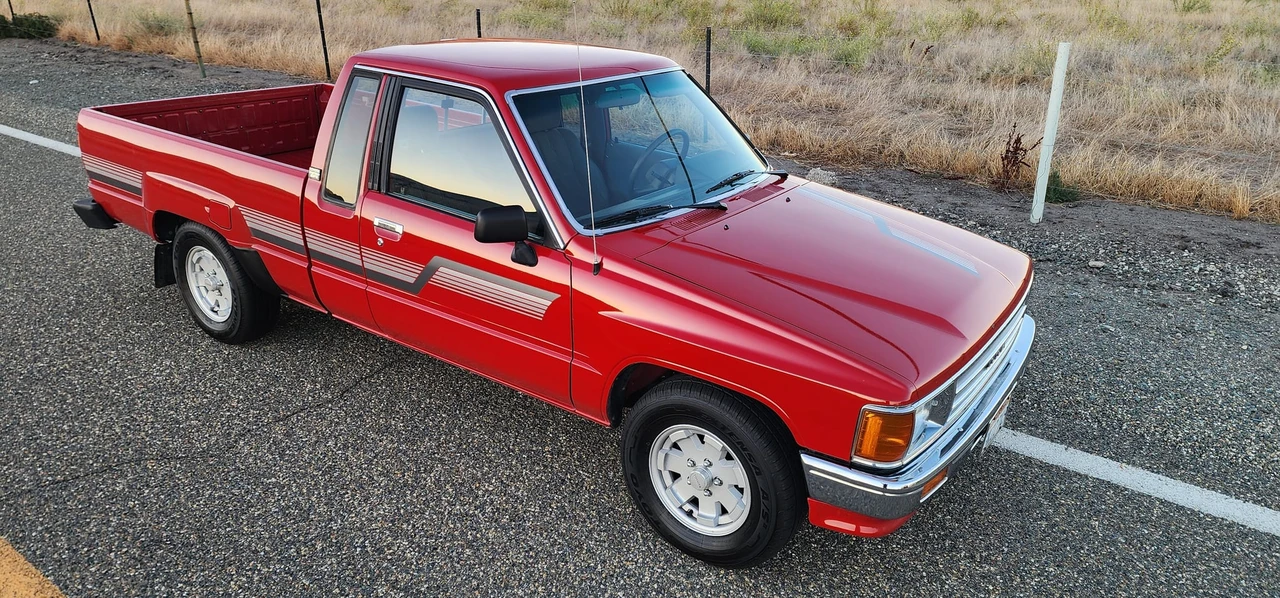 1987 Toyota Hilux 4th Gen - Image 22 of 31
