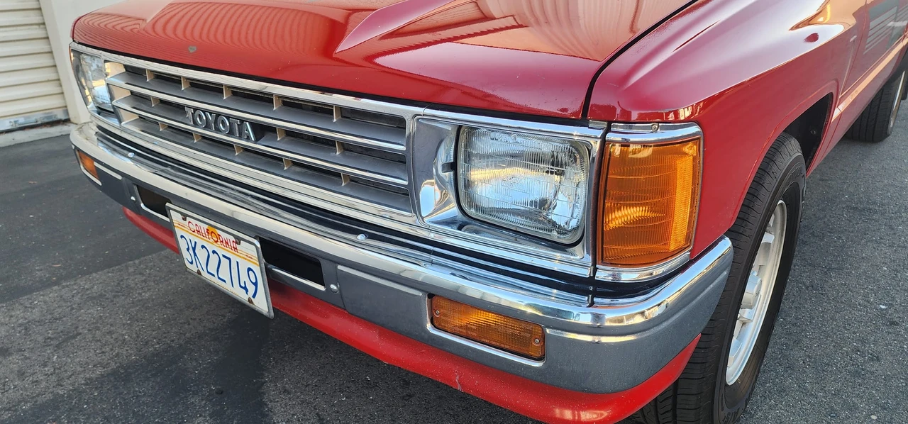 1987 Toyota Hilux 4th Gen - Image 27 of 31