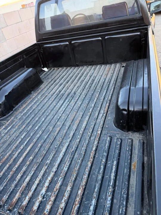 1987 Toyota Hilux - Image 5 of 9