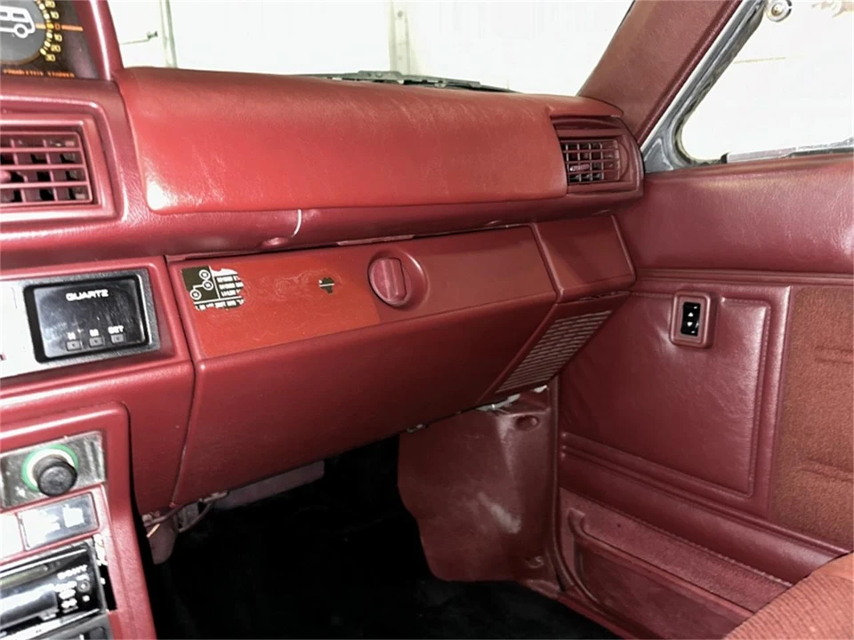 1987 Toyota Corolla AE86 - Image 23 of 31