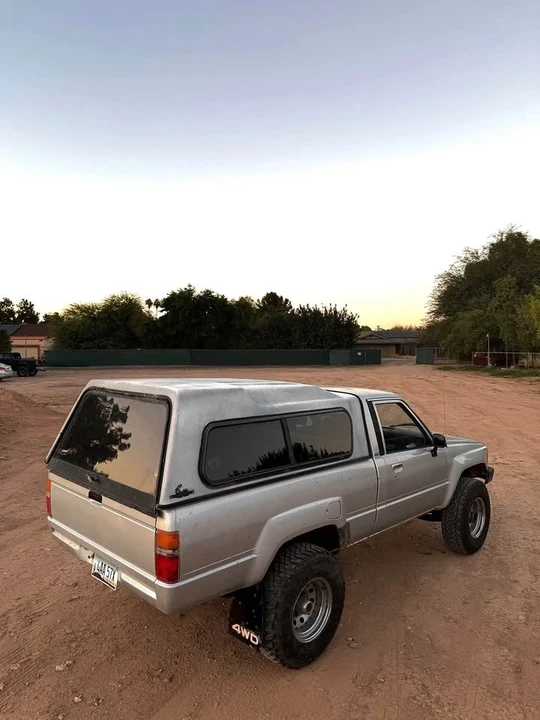 1987 Toyota Hilux 4th Gen - Image 4 of 9