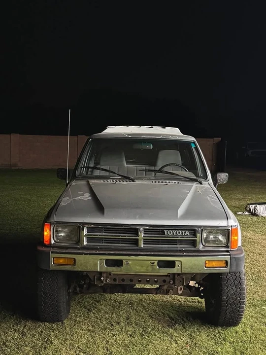 1987 Toyota Hilux 4th Gen - Image 9 of 9