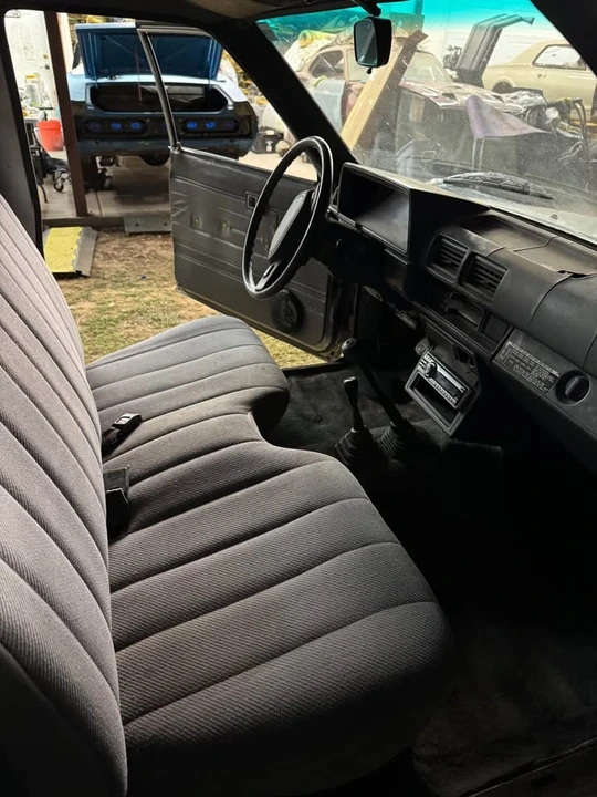 1987 Toyota Hilux 4th Gen - Image 7 of 9