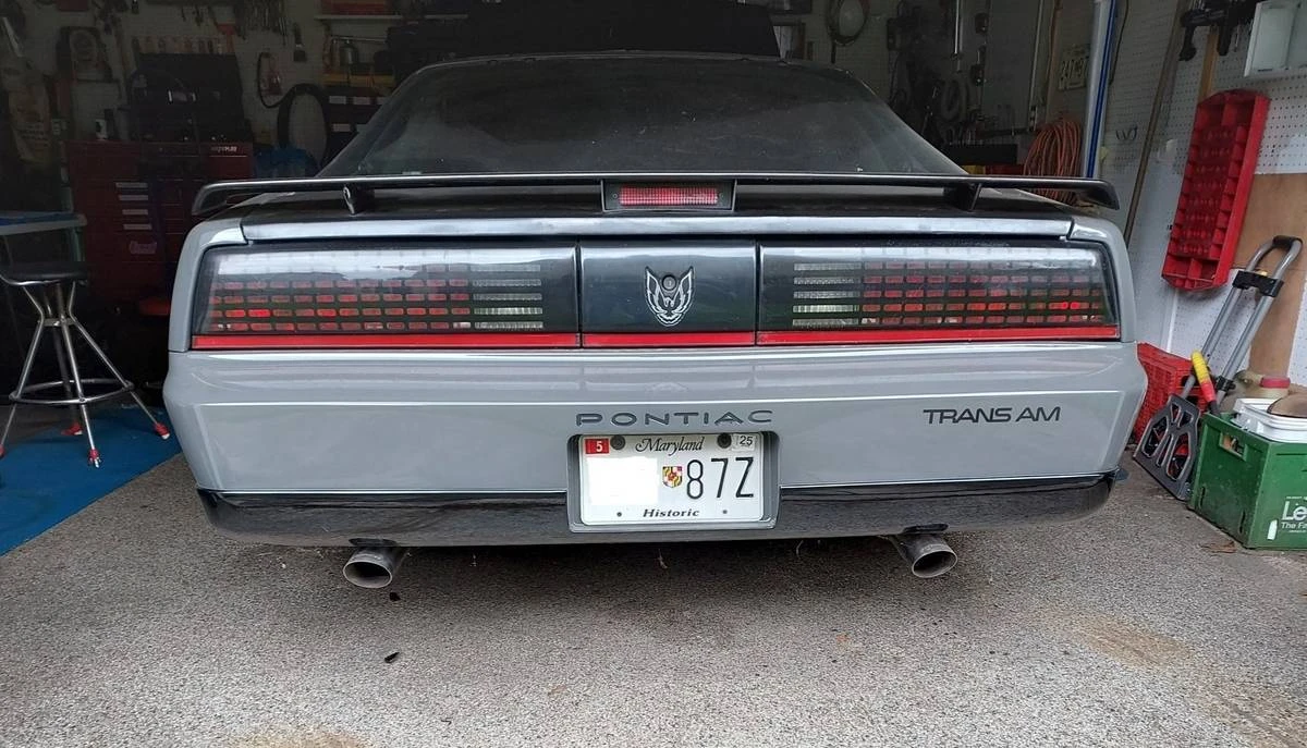 1987 Pontiac Firebird Trans Am 3rd Gen - Image 5 of 15