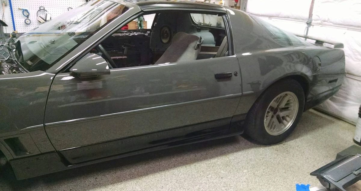 1987 Pontiac Firebird Trans Am 3rd Gen - Image 4 of 15
