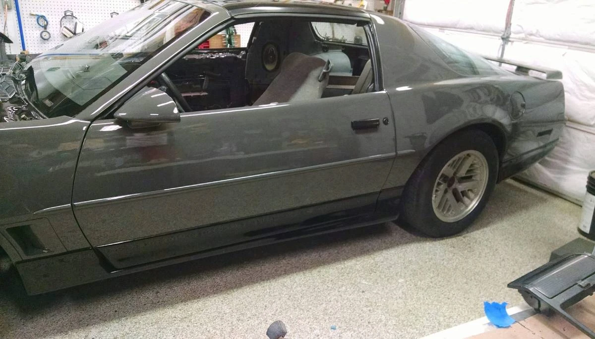 1987 Pontiac Firebird Trans Am 3rd Gen - Image 4 of 15
