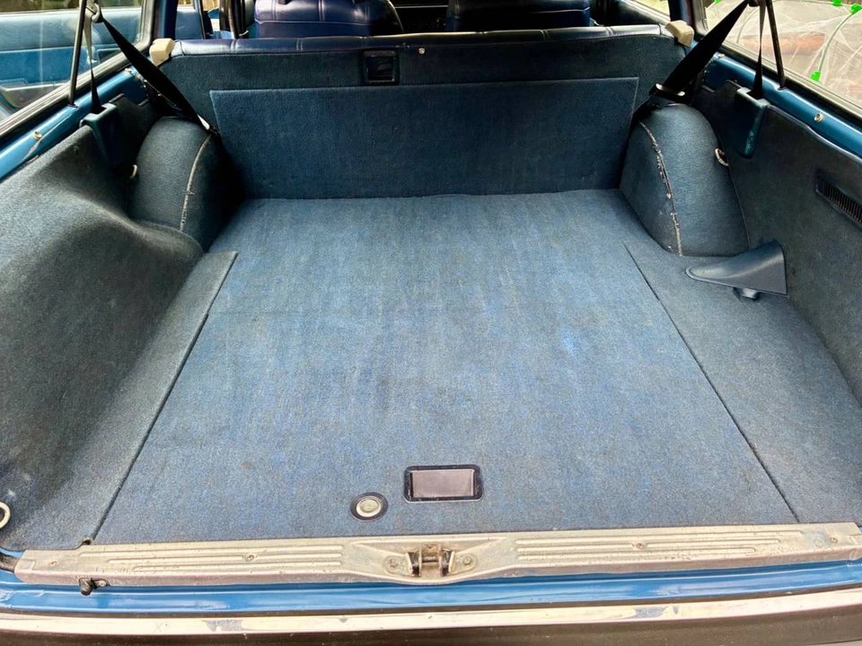 1987 Volvo 245 - Image 16 of 24