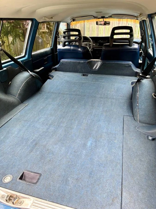 1987 Volvo 245 - Image 18 of 24