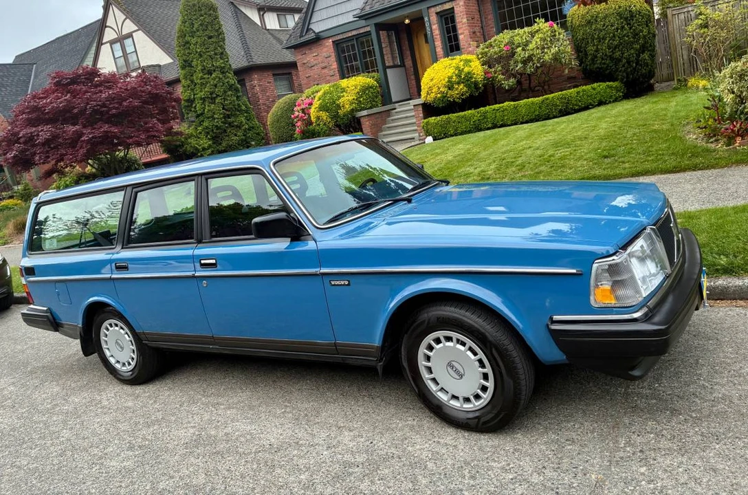 1987 Volvo 245 - Image 3 of 24