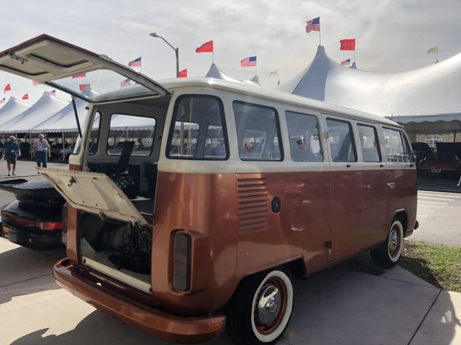 1987 Volkswagen Bay-Window Bus - Image 6 of 7