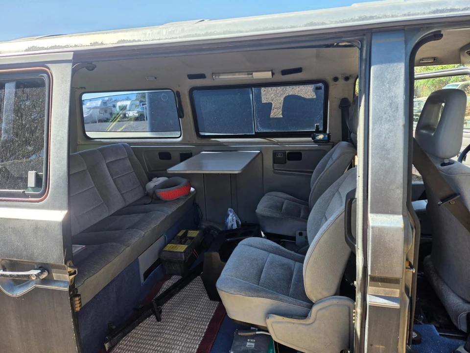 1987 Volkswagen Vanagon - Image 14 of 19
