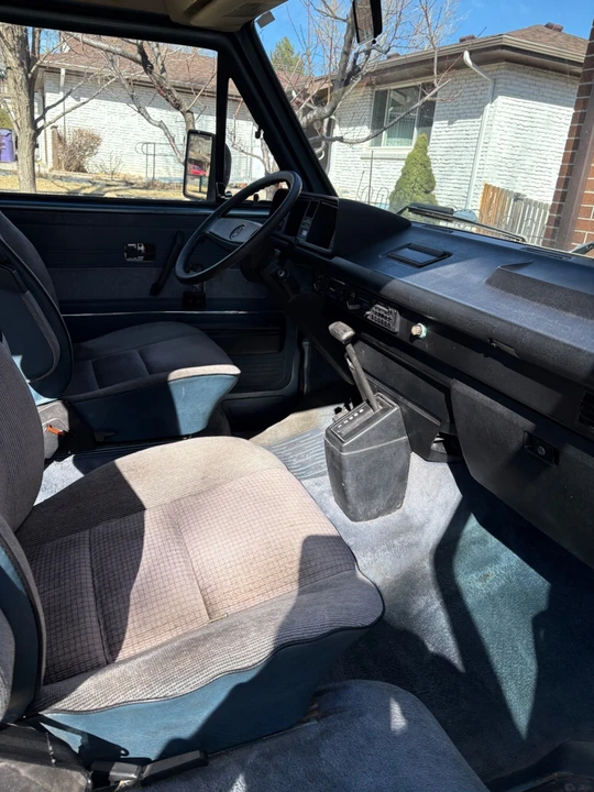 1987 Volkswagen Bay-Window Bus - Image 17 of 21