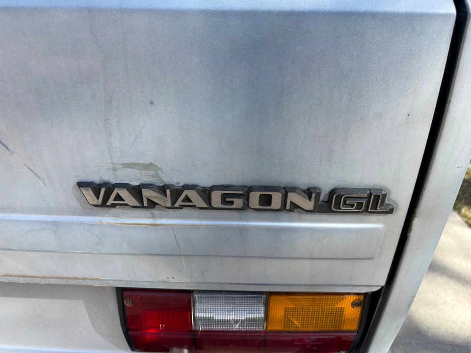 1987 Volkswagen Bay-Window Bus - Image 8 of 21