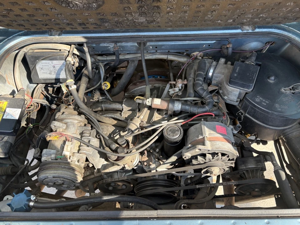 1987 Volkswagen Bay-Window Bus - Image 20 of 21