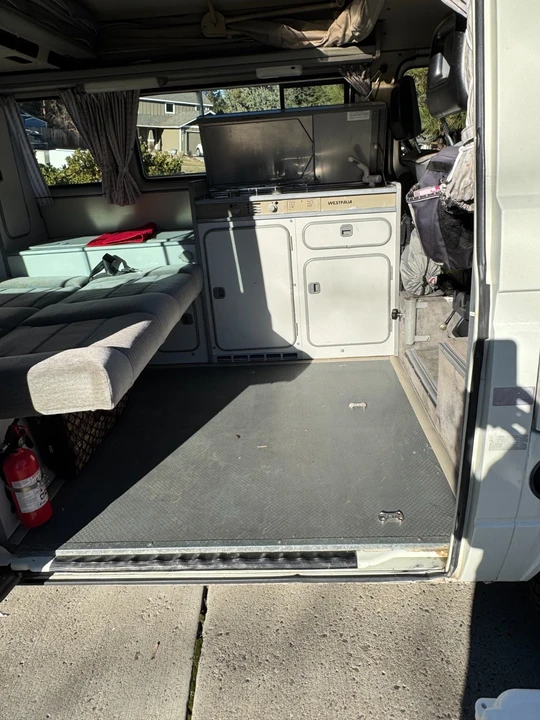 1987 Volkswagen Vanagon - Image 9 of 16
