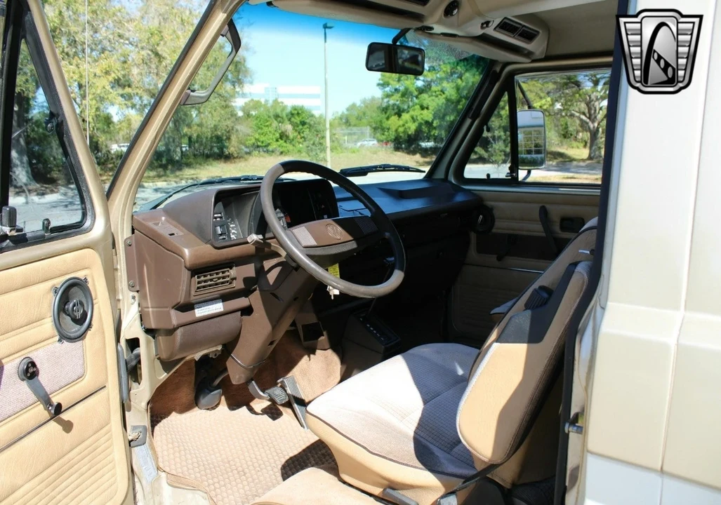 1987 Volkswagen Vanagon - Image 20 of 21