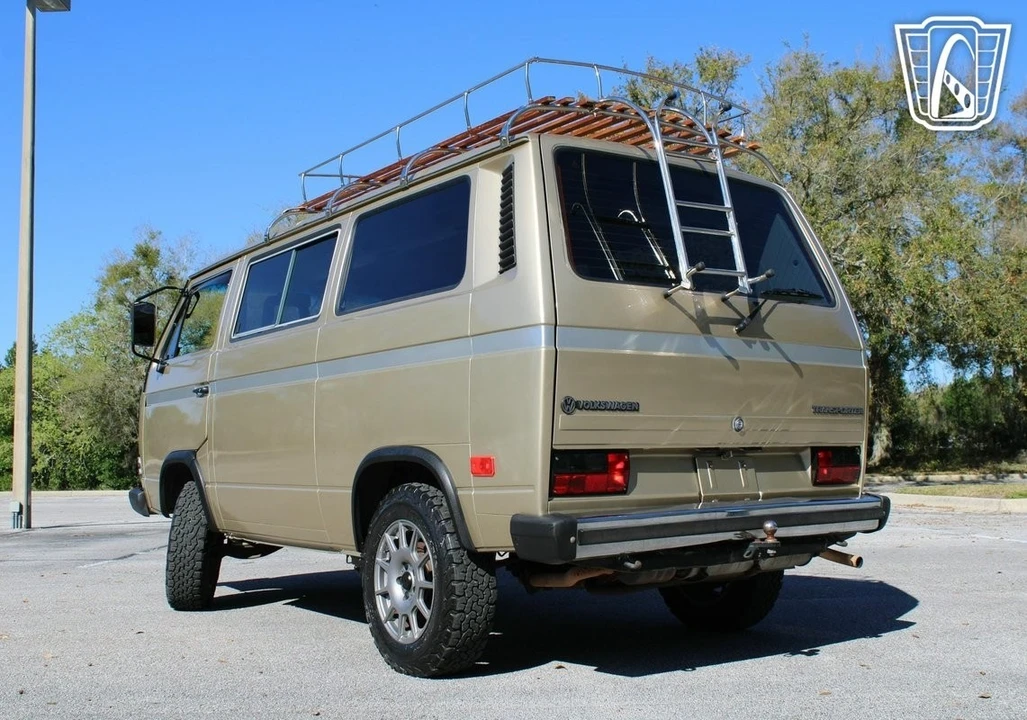 1987 Volkswagen EuroVan - Image 18 of 21