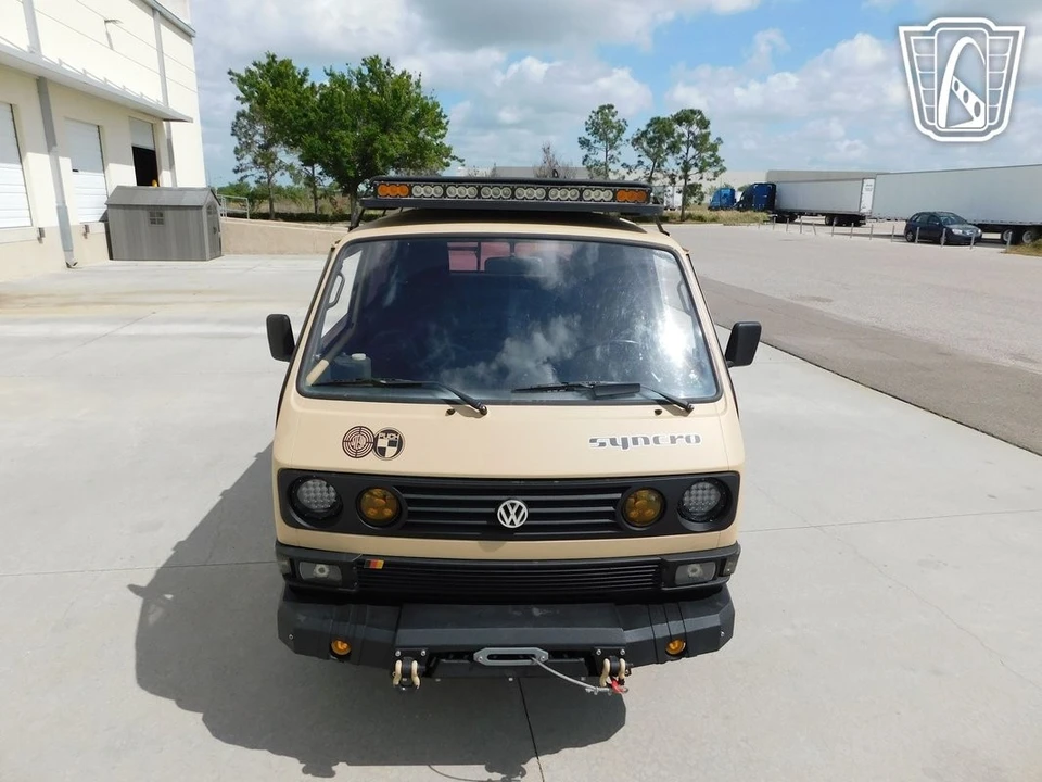 1987 Volkswagen EuroVan - Image 8 of 21