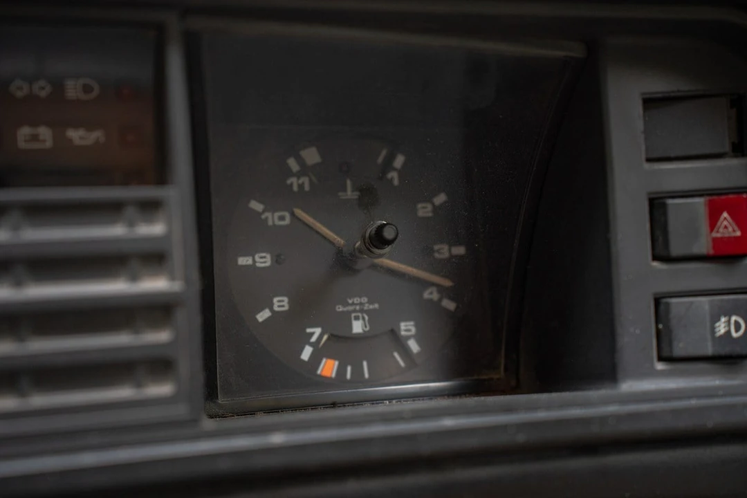 1987 Volkswagen Vanagon - Image 28 of 30