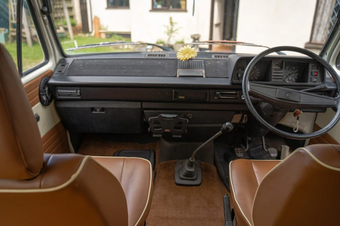1987 Volkswagen Vanagon - Image 23 of 30