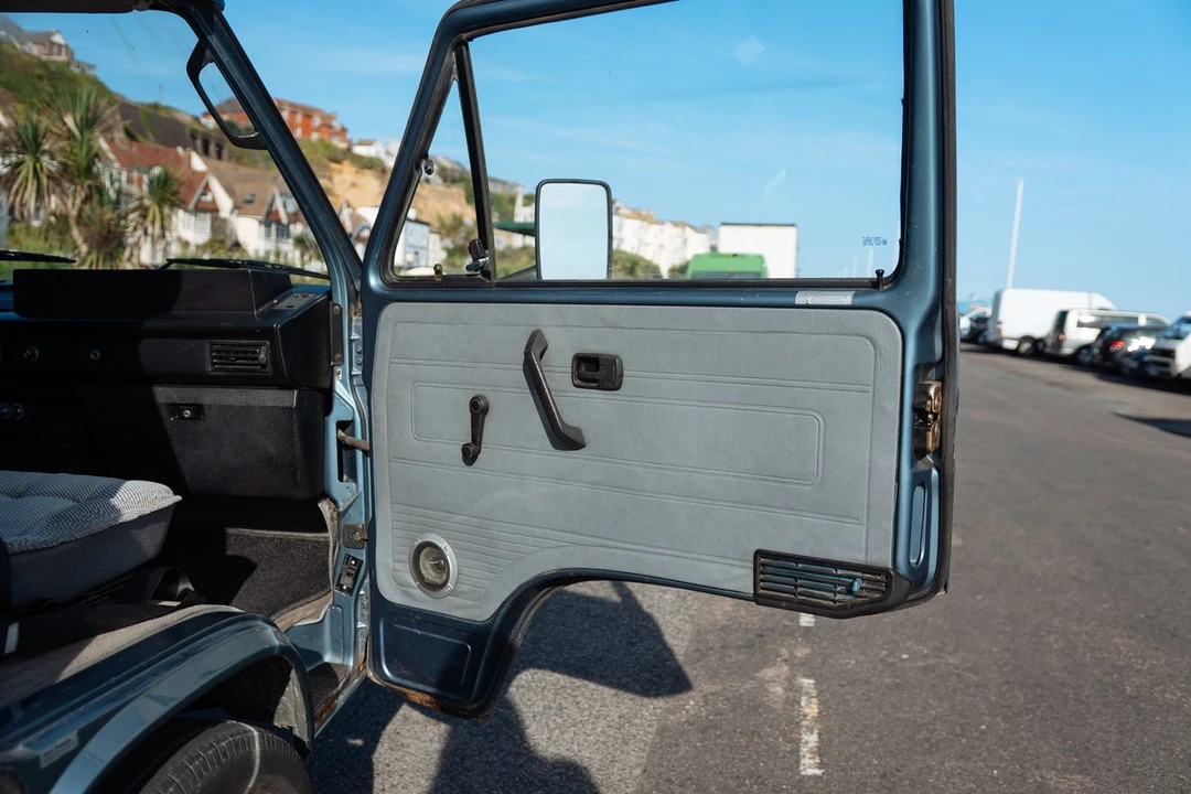 1987 Volkswagen Vanagon - Image 24 of 30