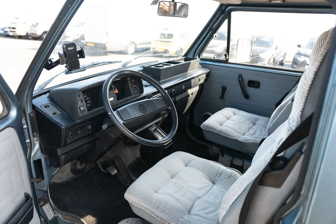1987 Volkswagen Vanagon - Image 29 of 30