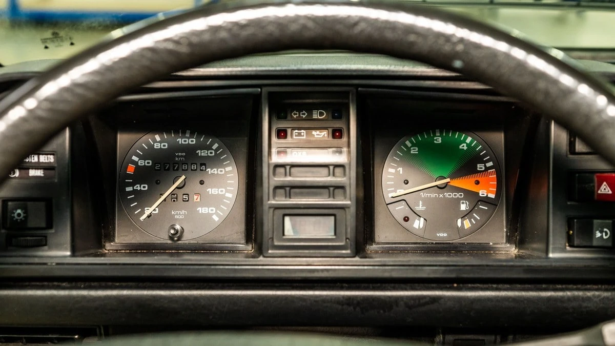 1987 Volkswagen Vanagon - Image 19 of 30