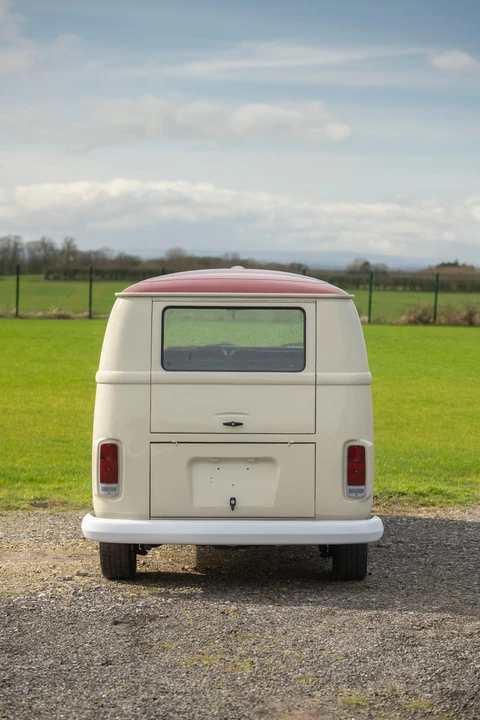 1987 Volkswagen Bay-Window Bus - Image 12 of 31