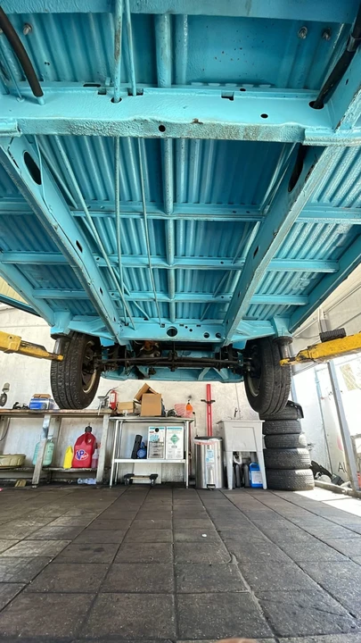 1987 Volkswagen Bay-Window Bus - Image 31 of 31