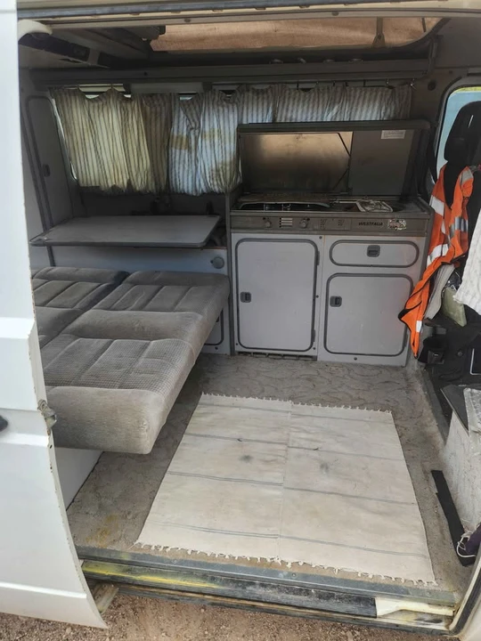 1987 Volkswagen EuroVan - Image 6 of 7