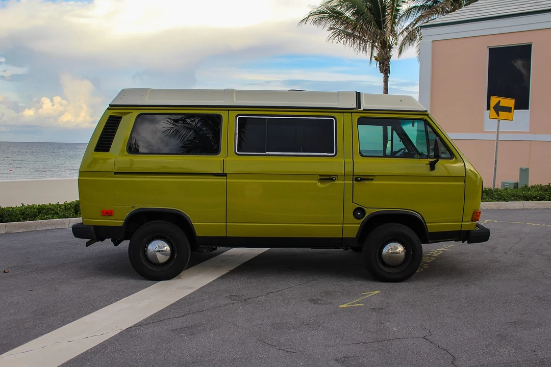 1987 Volkswagen Vanagon - Image 11 of 31