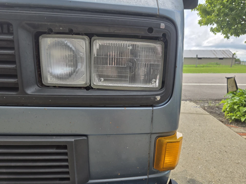 1987 Volkswagen Vanagon - Image 20 of 31